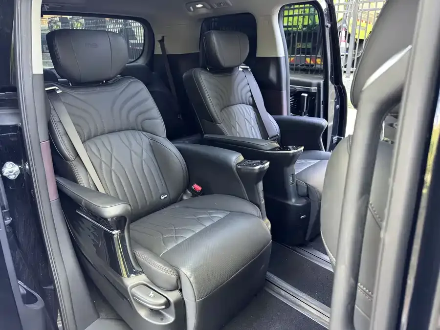 GAC Trumpchi M8 Trumpchi M8 2024 Master Series 400T Premium Edition 2025 — миниатюра 3