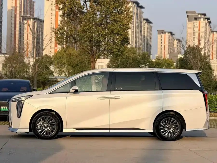 GAC Trumpchi M8 Trumpchi M8 2023 Grandmaster Series 400T Supreme Edition 2024 — миниатюра 2