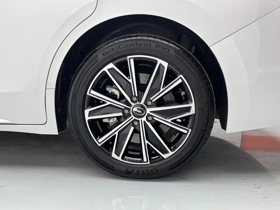 GAC Trumpchi E8 PHEV Trumpchi E8 PHEV 2024 150km/h Dragon Glory Edition 2024 — миниатюра 4