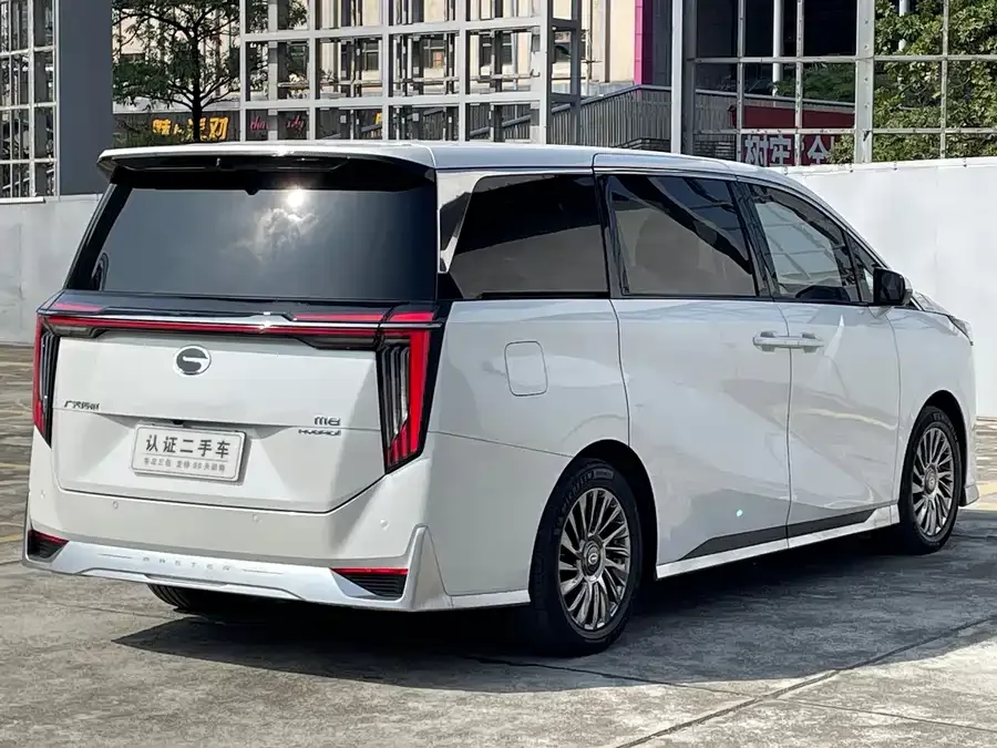 GAC Trumpchi M8 Trumpchi M8 2023 Grandmaster Series Dual Engine Royal Edition 2023 — миниатюра 3