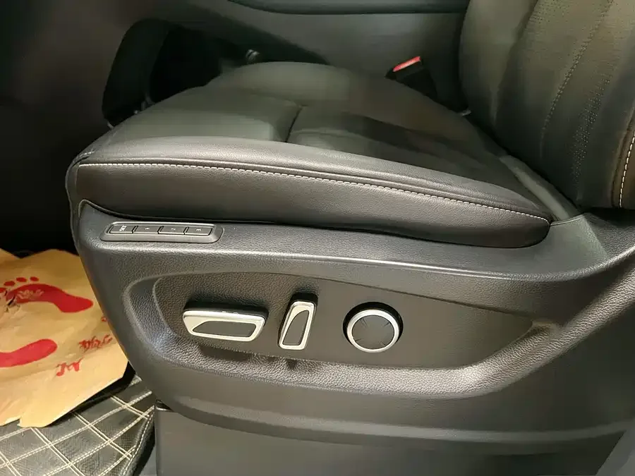GAC Trumpchi M8 Trumpchi M8 2023 Lead Show Series 390T Extreme Edition 2022 — миниатюра 4