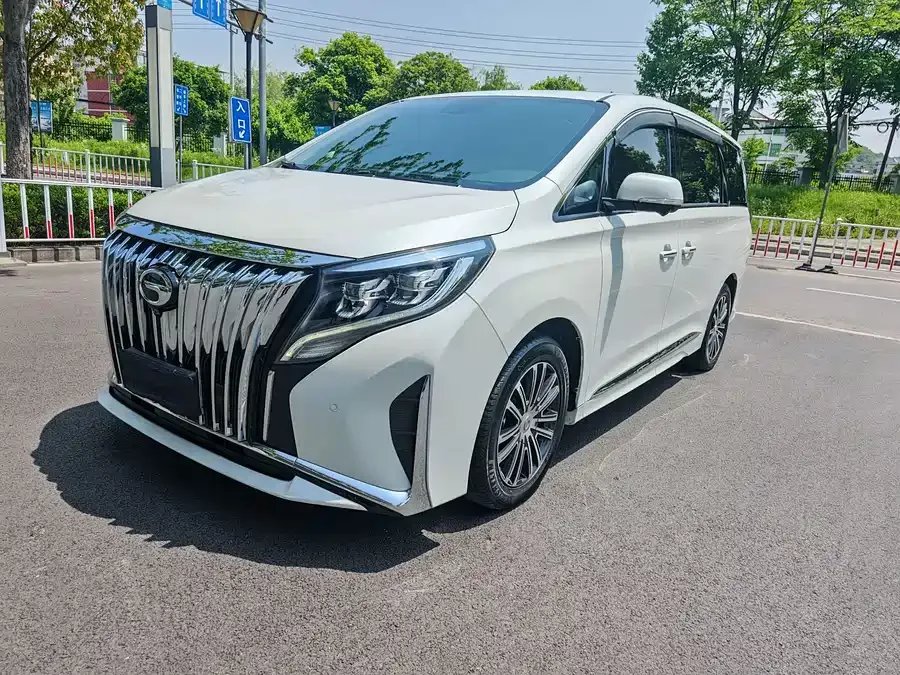 GAC Trumpchi M8 2022