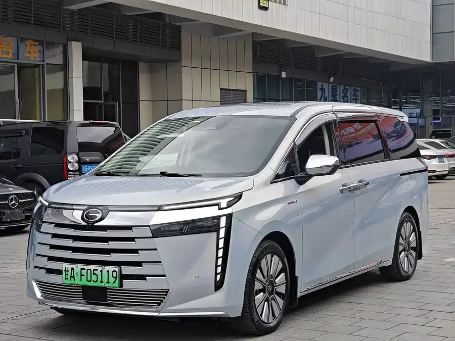 GAC Trumpchi E8 PHEV 2024
