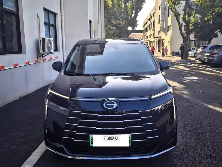 GAC Trumpchi E8 PHEV 2024