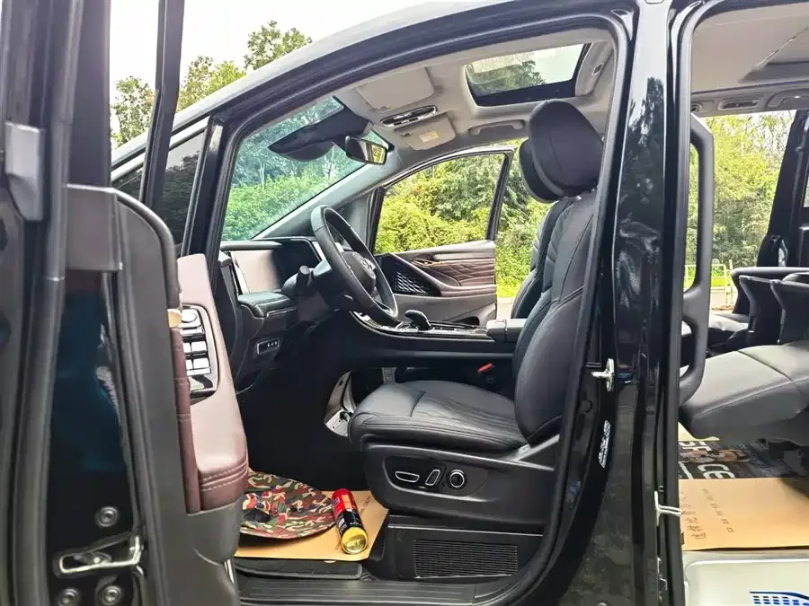 GAC Trumpchi M8 Trumpchi M8 2024 Master Series Super Hybrid Edition 2025 — миниатюра 3