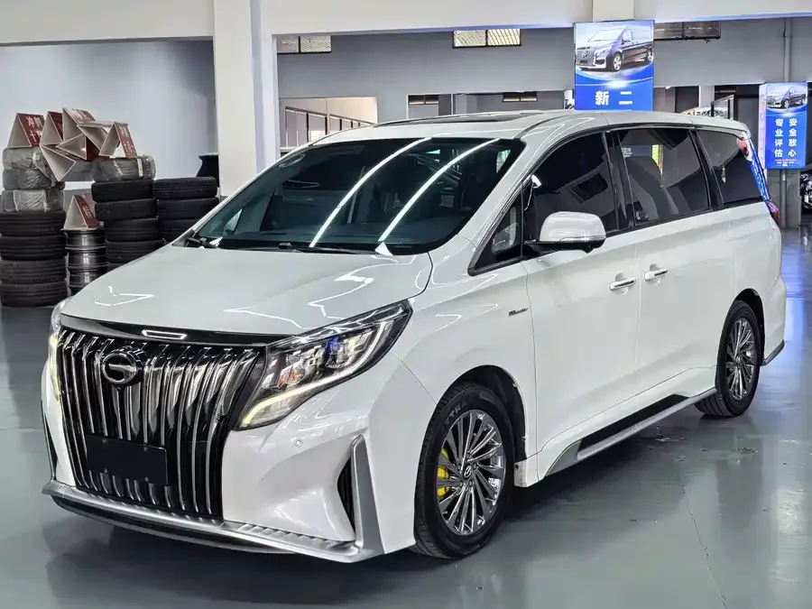 GAC Trumpchi M8 2022