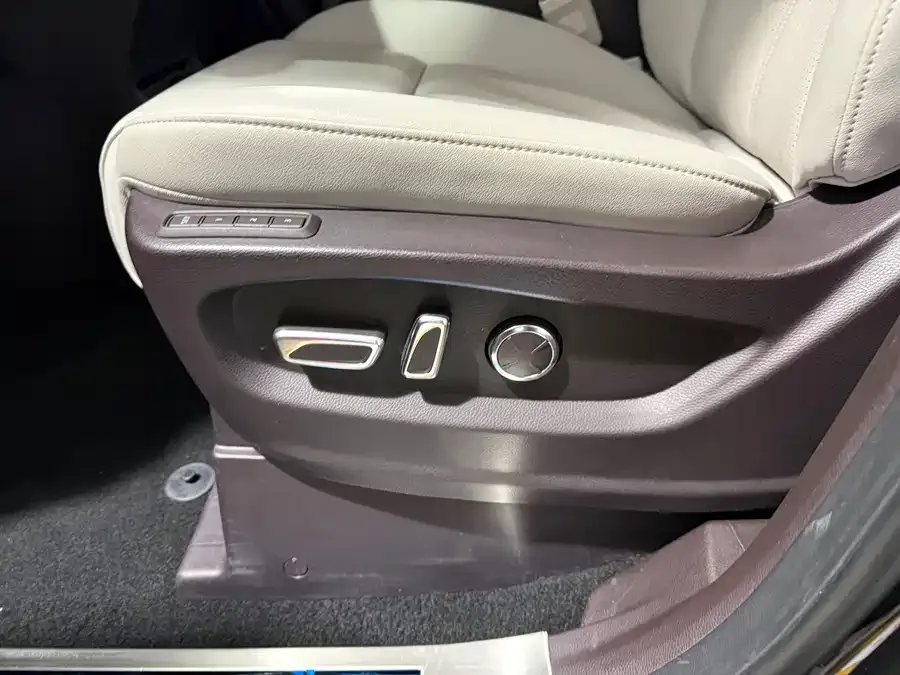 GAC Trumpchi M8 Trumpchi M8 2021 Lead Show Series 390T Extreme Edition 2022 — миниатюра 2