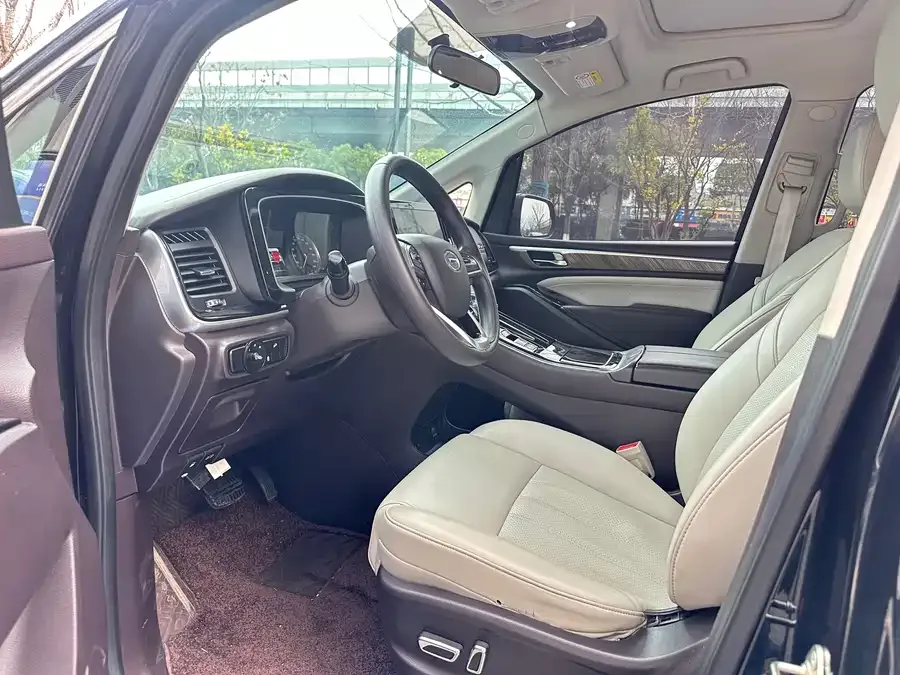 GAC Trumpchi M8 Trumpchi M8 2023 Lingxiu Series 390T Exclusive Edition 2022 — миниатюра 3
