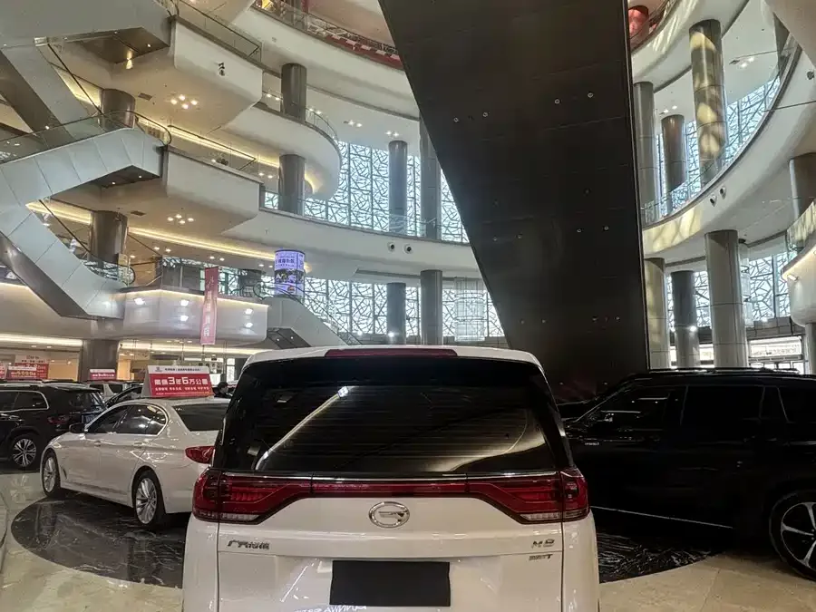 GAC Trumpchi M8 Trumpchi M8 2021 Lingxiu Series 390T Deluxe Edition 2022 — миниатюра 4