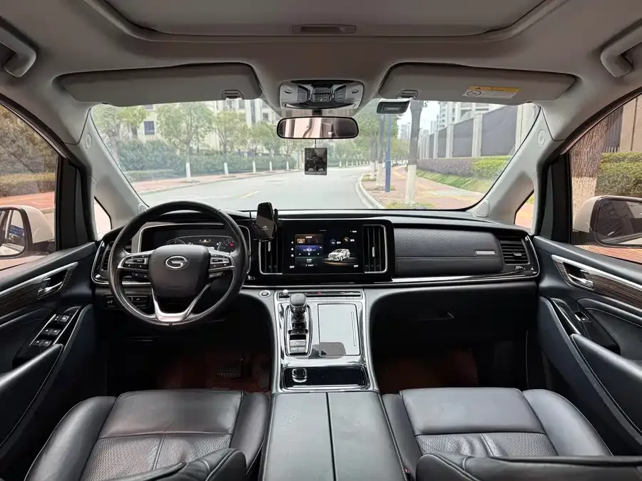 GAC Trumpchi M8 Trumpchi M8 2021 Lead Show Series 390T Exclusive Edition 2022 — миниатюра 2