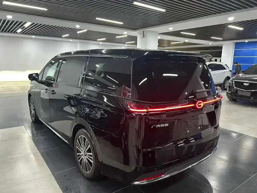 GAC Trumpchi E8 PHEV Trumpchi E8 PHEV 2024 150km MAX+ 2026 — миниатюра 3