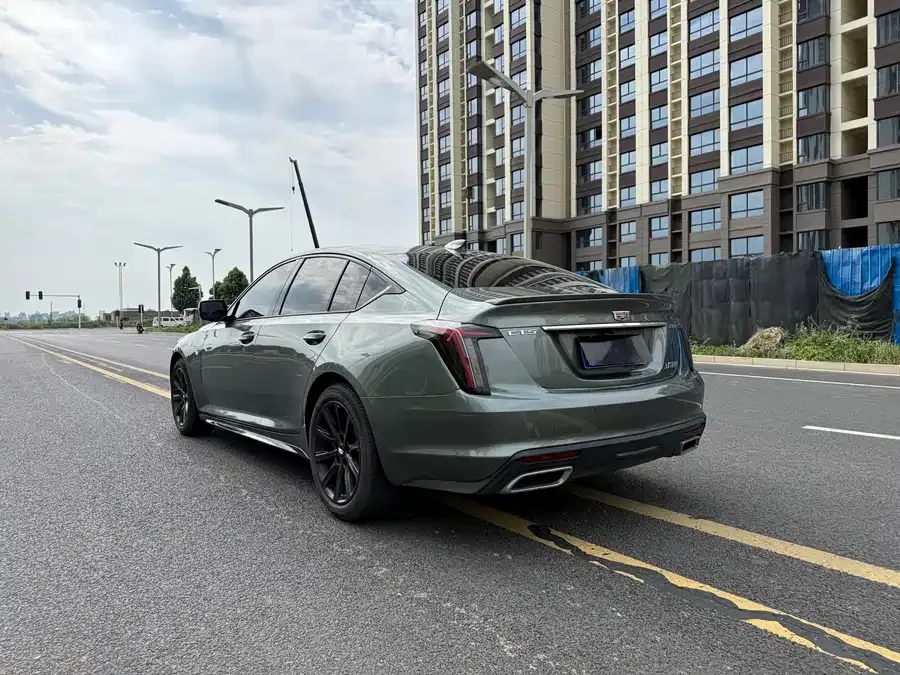 Cadillac CT5 2023 28T Premium Edition 2023 — миниатюра 3