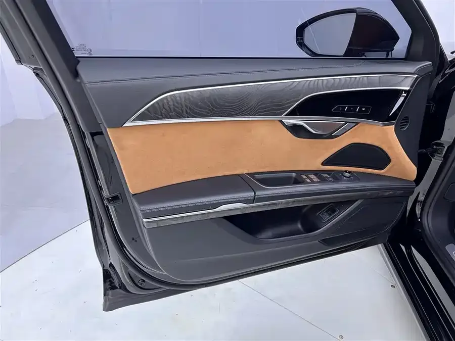 Audi A8 2024 A8L 50 TFSI quattro Premium Edition 2024 — миниатюра 5