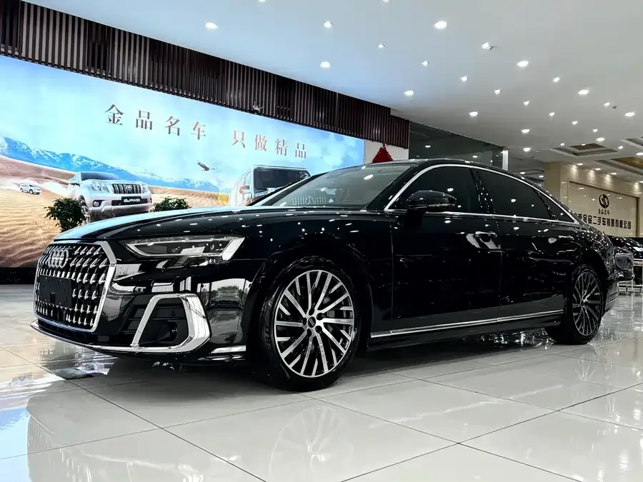 Audi A8 2025