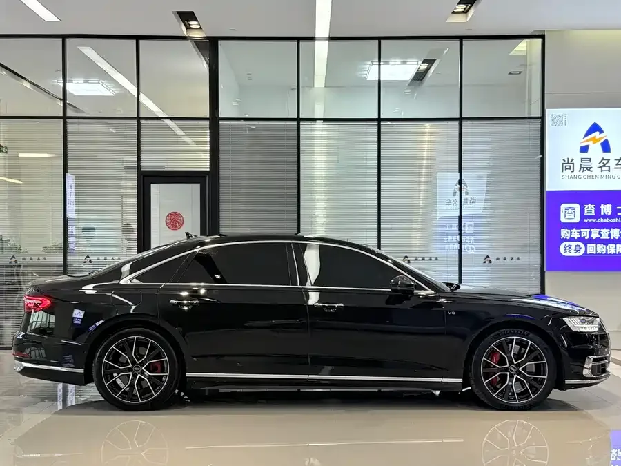 Audi A8 2021 A8L 60 TFSI quattro premium model 2022 — миниатюра 5