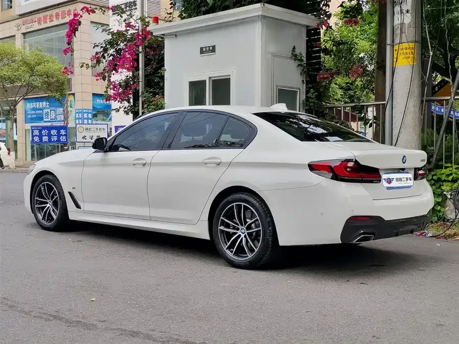 BMW 5 Series BMW 5 Series (Imported) 2022 Model 2 525i M Sport Package 2022 — миниатюра 4