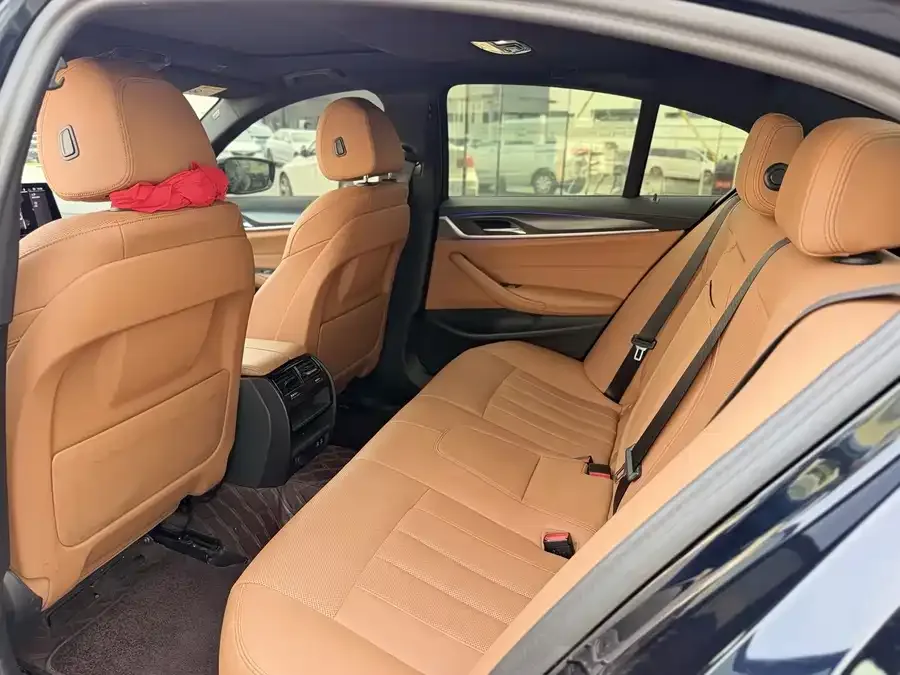 BMW 5 Series BMW 5 Series (Imported) 2022 Model 2 525i M Sport Package 2023 — миниатюра 3