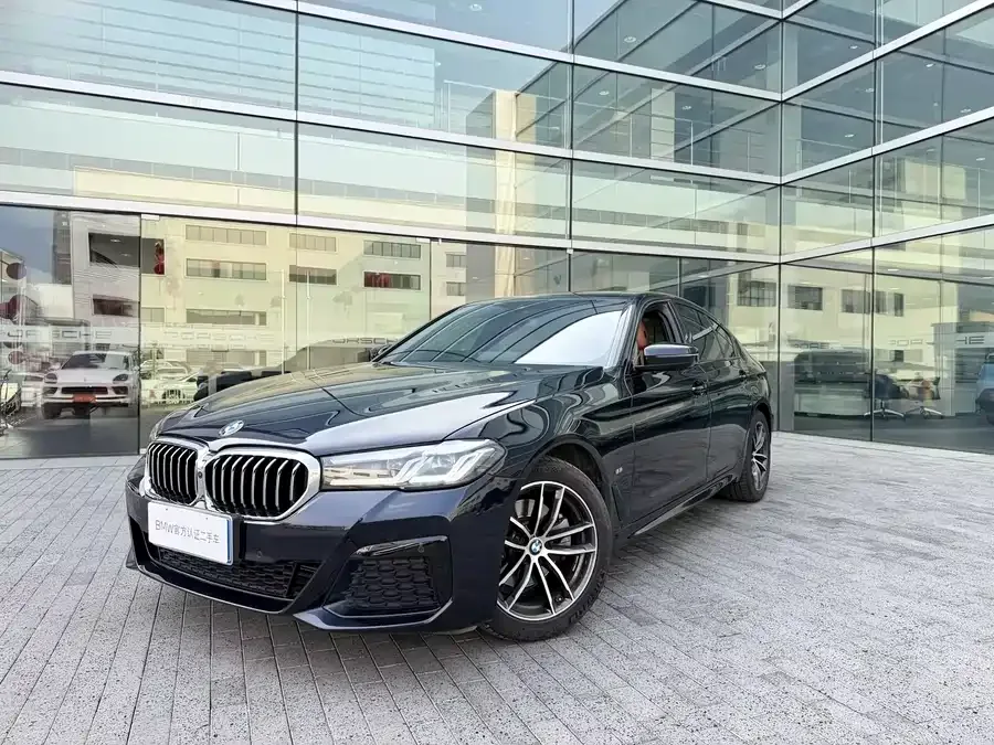BMW 5 Series BMW 5 Series (Imported) 2022 Model 2 525i M Sport Package 2023 — фото 1, купить с доставкой в Москву