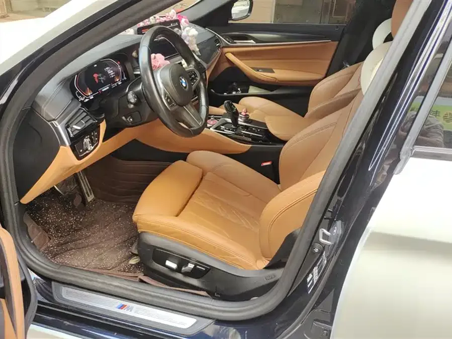 BMW 5 Series BMW 5 Series (Imported) 2022 Model 2 525i M Sport Package 2023 — миниатюра 3