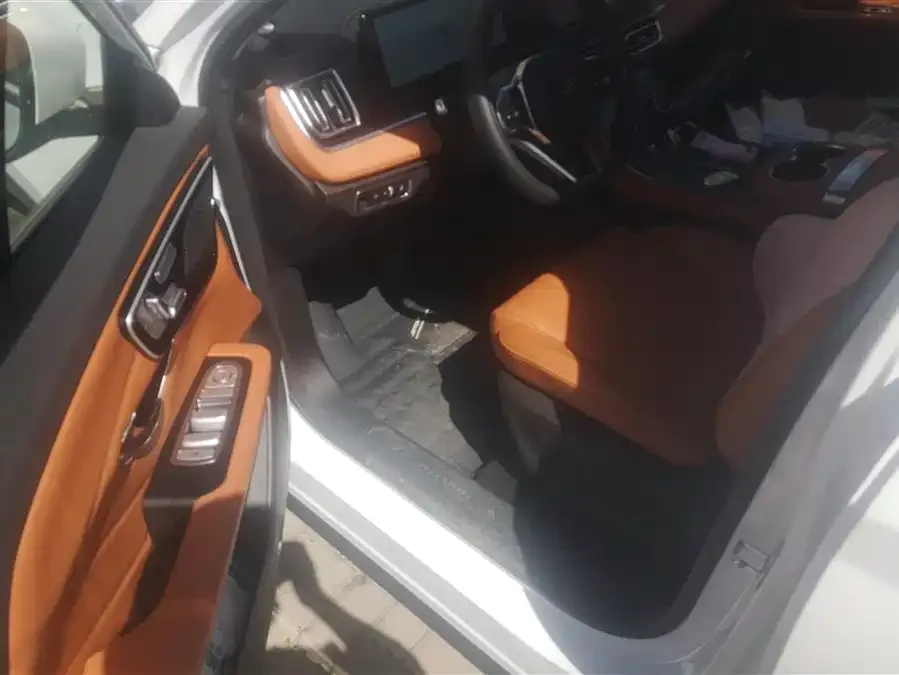 Jetour L7 Jetour Shanhai L7 2024 1.5T 120km MAX+ 5 seats 2025 — миниатюра 3