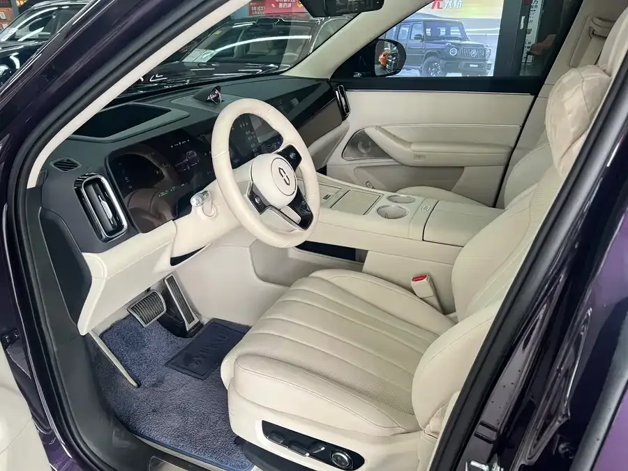 AITO M8 Wenjie M8 2025 Extended Range Max+ Version 53.4kWh 5-Seat Version (192-line LiDAR) 2026 — миниатюра 5