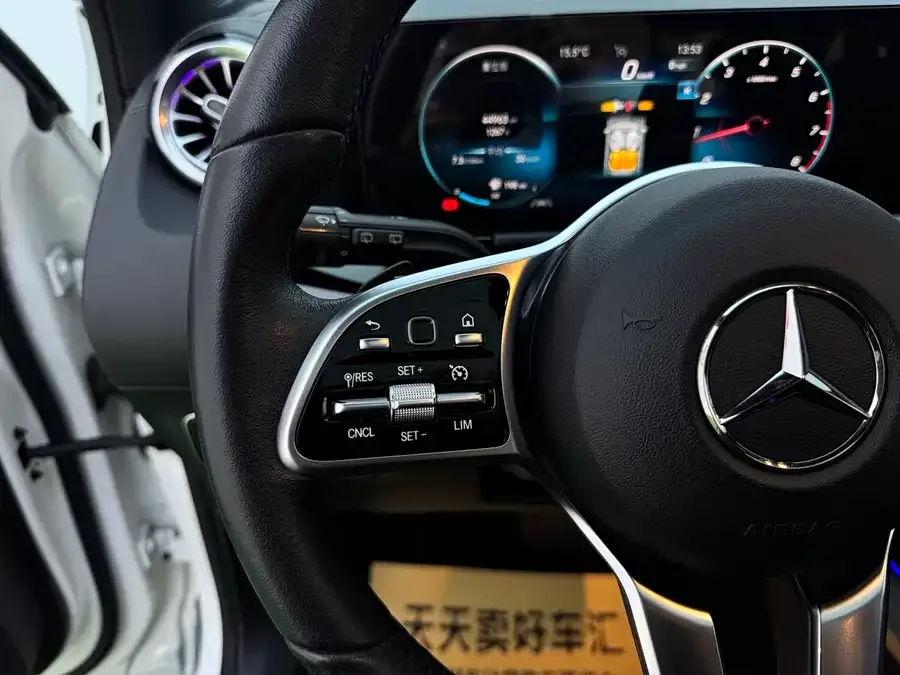 Mercedes-Benz GLA Mercedes-Benz GLA 2022 GLA 200 2022 — миниатюра 5