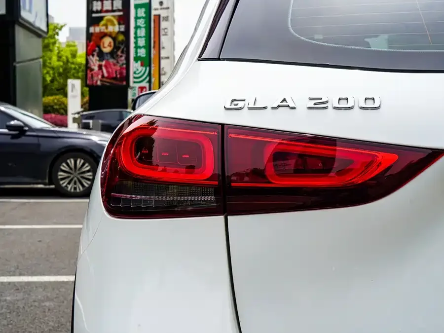 Mercedes-Benz GLA Mercedes-Benz GLA 2022 GLA 200 2022 — миниатюра 3
