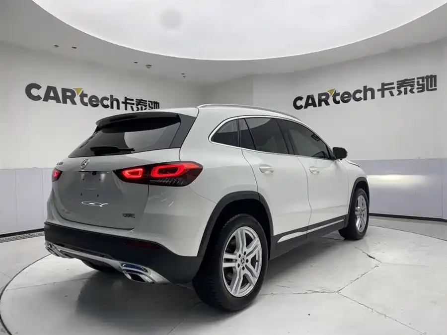 Mercedes-Benz GLA Mercedes-Benz GLA 2023 facelift GLA 200 2024 — миниатюра 2