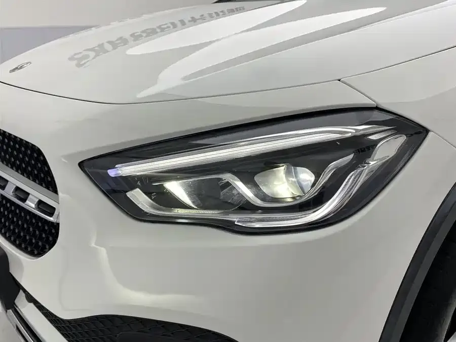 Mercedes-Benz GLA Mercedes-Benz GLA 2023 facelift GLA 200 2024 — миниатюра 3