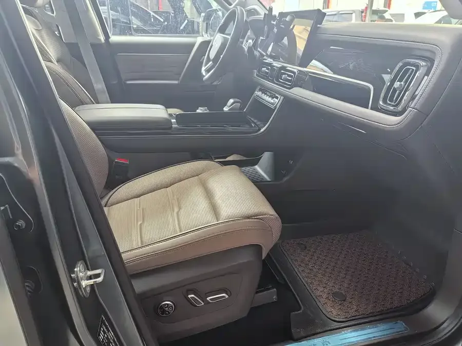 BAIC BJ60 Beijing Off-road BJ60 2022 2.0T 11th Edition Five Seats 2023 — миниатюра 5