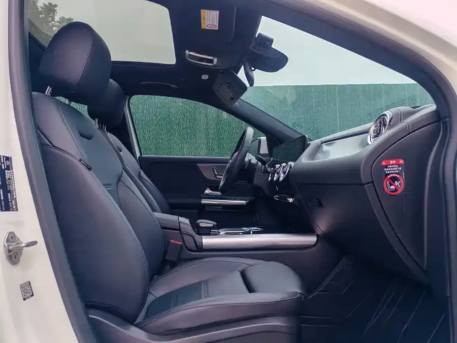 Mercedes-Benz GLA Mercedes-Benz GLA 2022 GLA 200 2022 — миниатюра 4