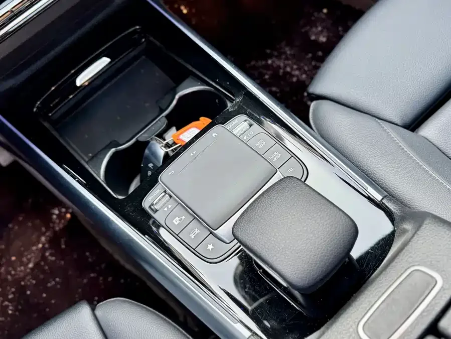Mercedes-Benz GLA Mercedes-Benz GLA 2022 GLA 200 2022 — миниатюра 3