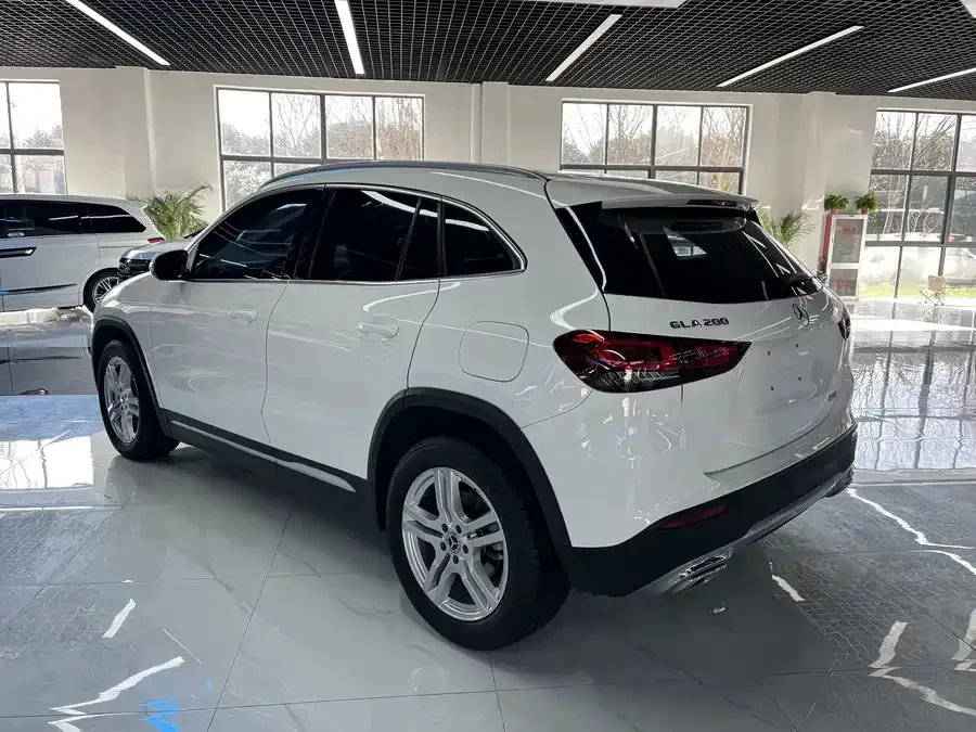 Mercedes-Benz GLA Mercedes-Benz GLA 2022 GLA 200 2023 — миниатюра 3
