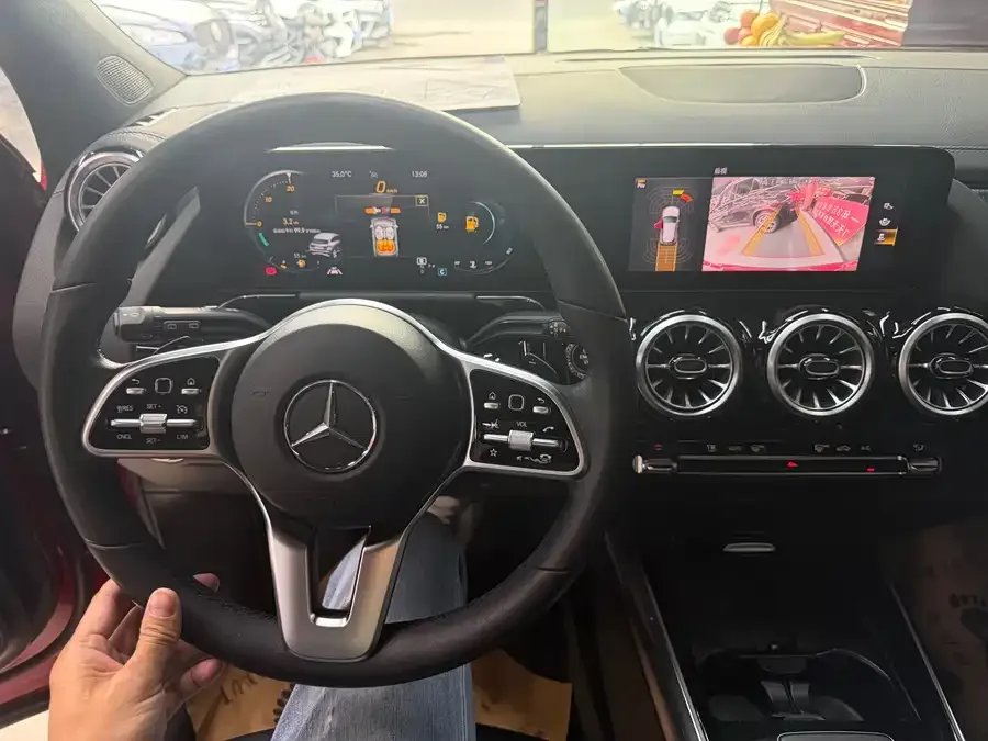 Mercedes-Benz GLA Mercedes-Benz GLA 2022 facelift GLA 200 2022 — миниатюра 3