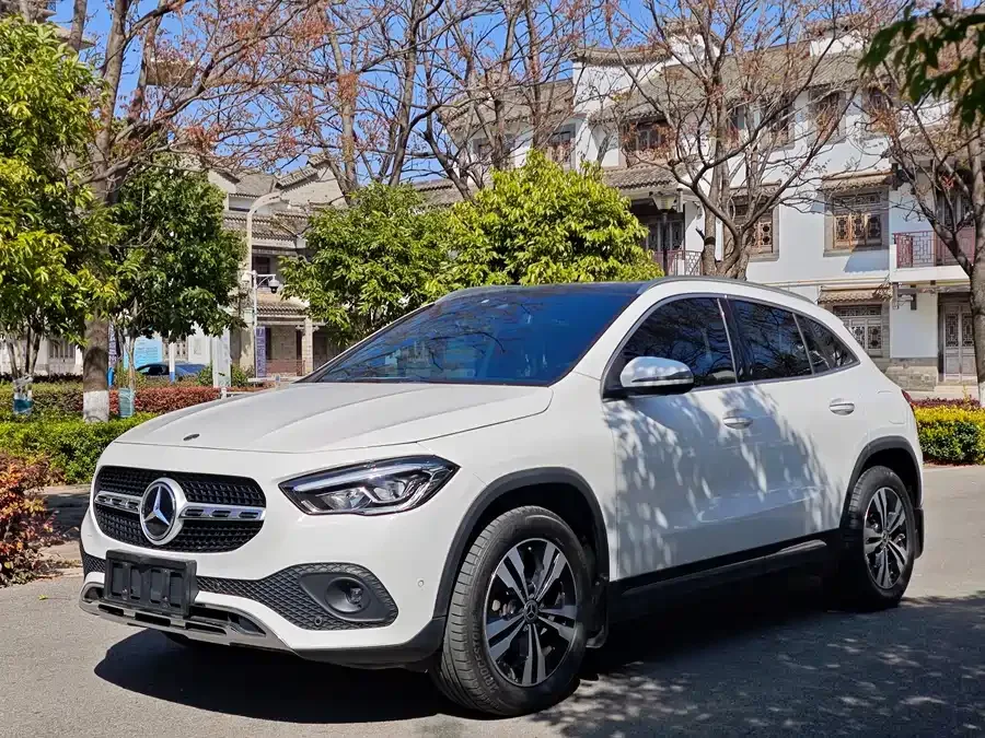 Mercedes-Benz GLA Mercedes-Benz GLA 2022 facelift GLA 200 2022 — фото 1, купить с доставкой в Москву