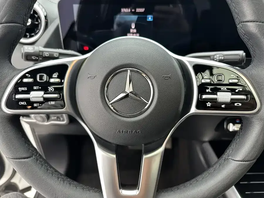 Mercedes-Benz GLA Mercedes-Benz GLA 2022 facelift GLA 180 2022 — миниатюра 4