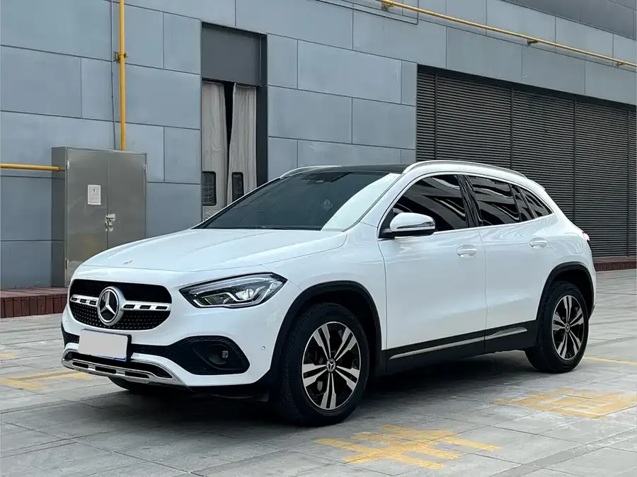 Mercedes-Benz GLA 2023