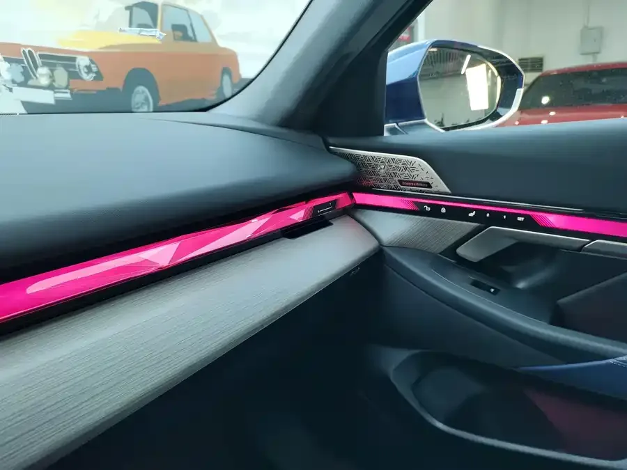 BMW i5 2024 eDrive 35L Premium Luxury Package 2024 — миниатюра 5