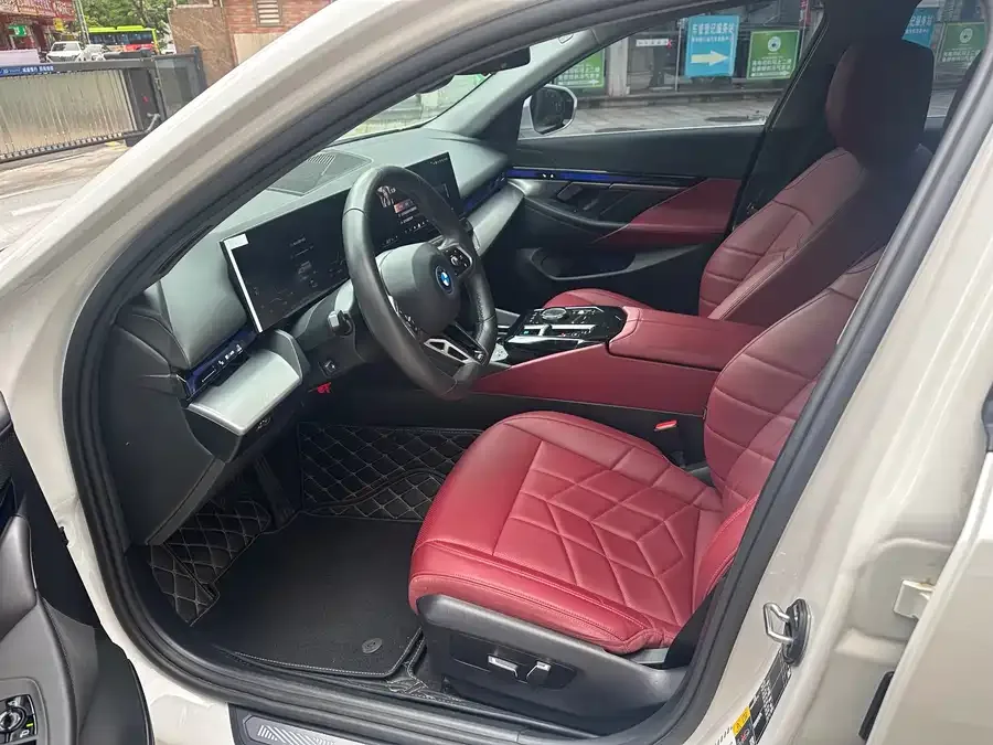 BMW i5 2024 eDrive 35L M Sport Package 2025 — миниатюра 4