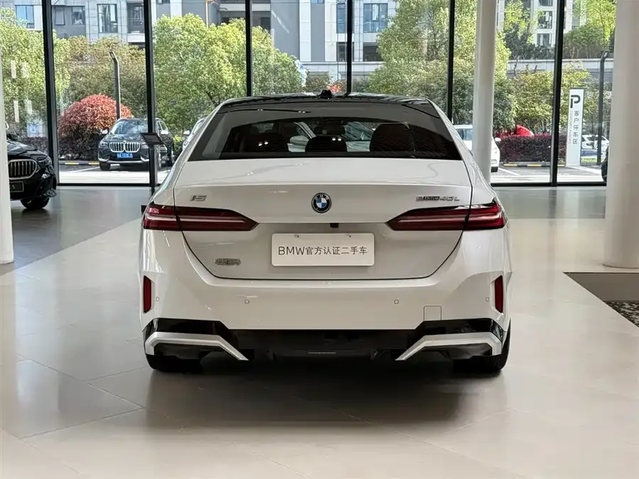 BMW i5 2025 eDrive 40L M Sport Package 2025 — миниатюра 4