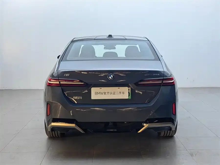 BMW i5 2024 eDrive 35L Premium M Sport Package 2024 — миниатюра 2