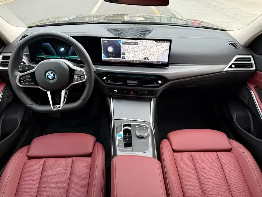 BMW i3 2024 eDrive 35 L 2024 — миниатюра 2