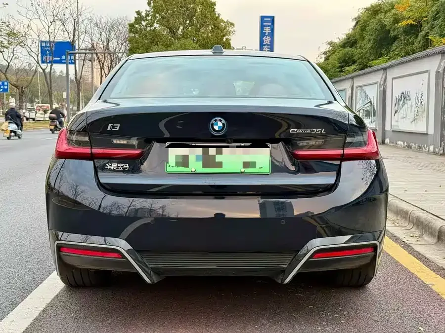 BMW i3 2024 eDrive 35 L 2024 — миниатюра 5