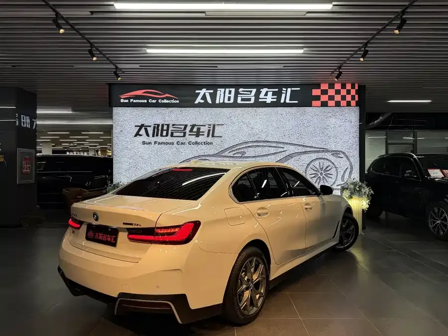 BMW i3 2024 eDrive 35 L 2023 — миниатюра 4