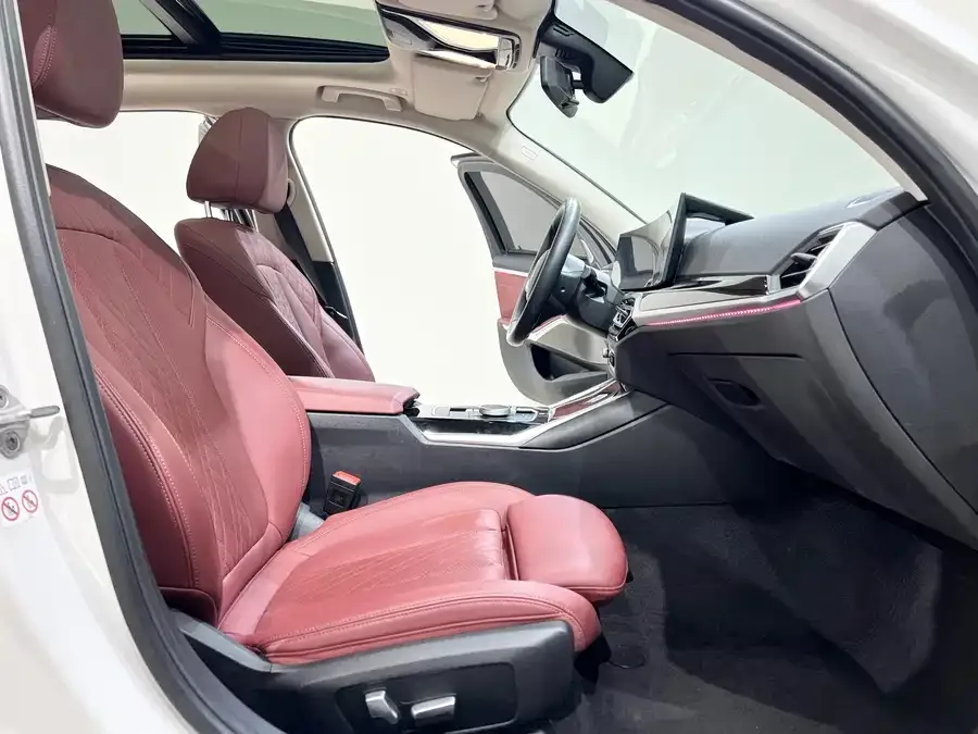 BMW i3 2022 eDrive 35 L 2023 — миниатюра 3