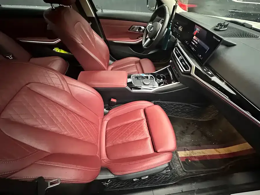 BMW i3 2024 eDrive 35 L 2024 — миниатюра 4