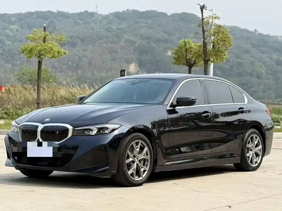 BMW i3 2023