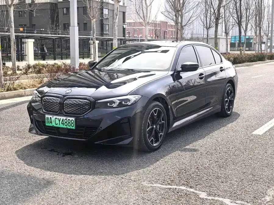 BMW i3 2025