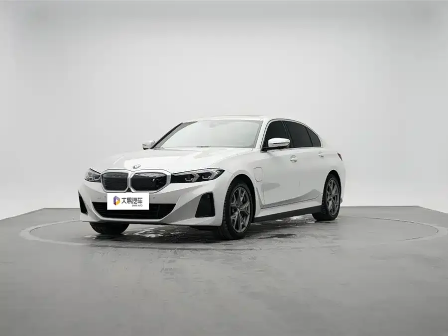 BMW i3 2022 eDrive 35 L 2022 — фото 1, купить с доставкой в Москву