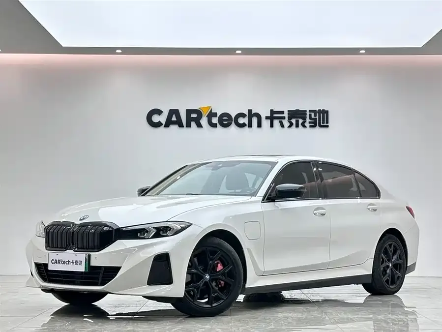 BMW i3 2024